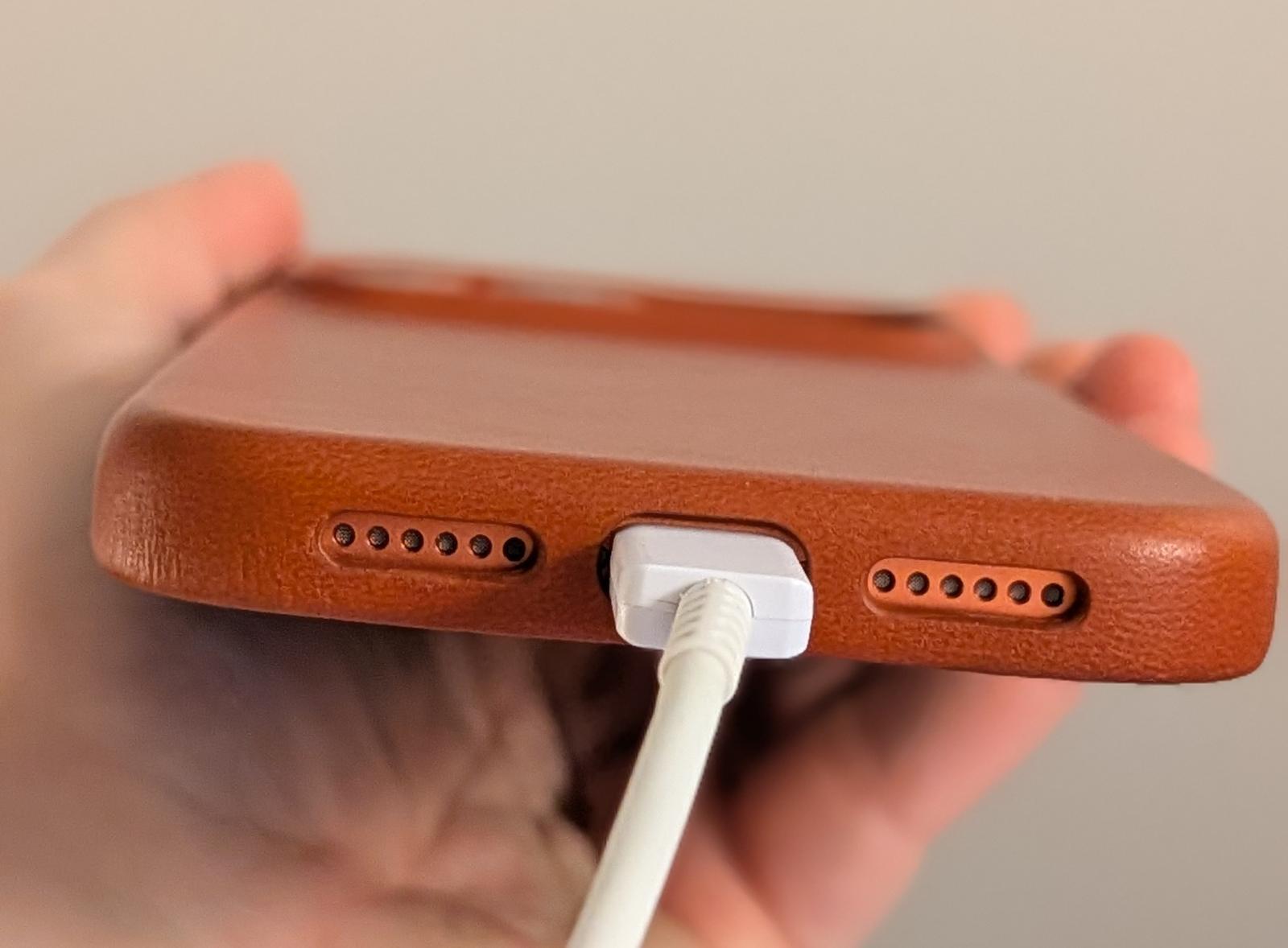 iPhone 17 Pro Max Case Sienna Orange bottom