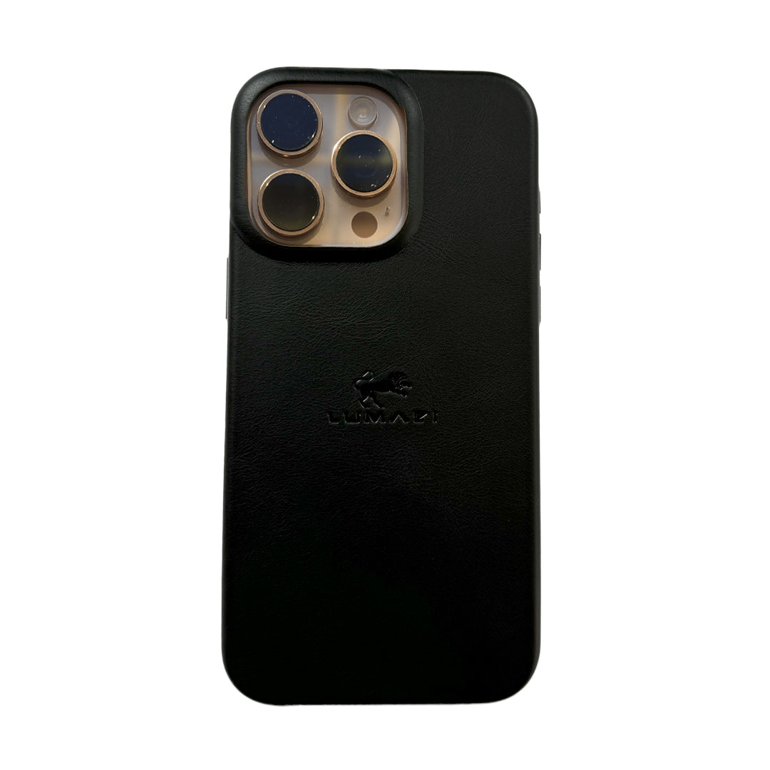 LUMAZI Midnight black handmade, full-grain leather iPhone case with MagSafe.