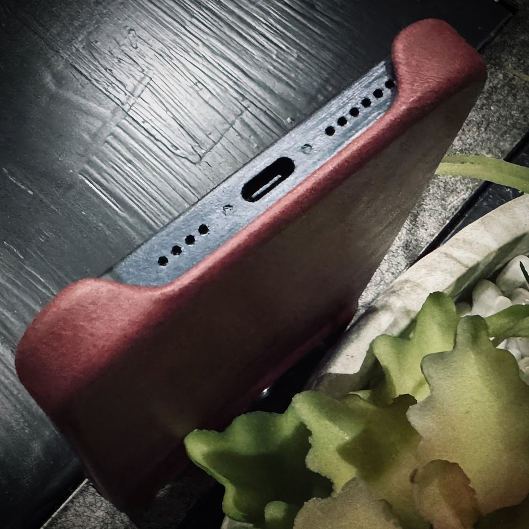 leather case cover iphone premium full grain red burgundy dark maroon pomegranate magsafe bottom LUMAZI