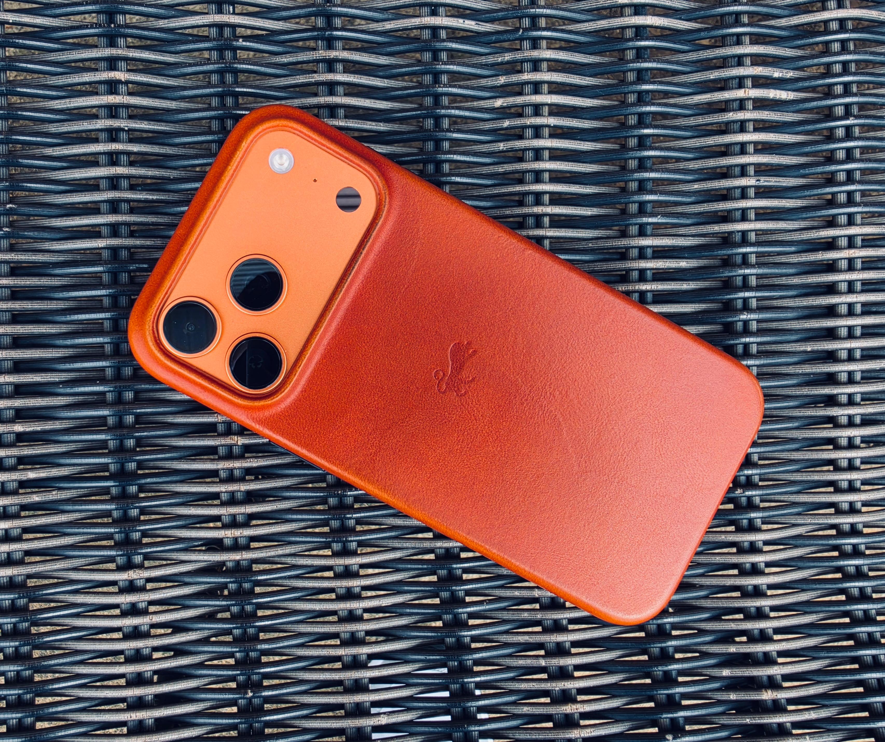 Full Grain Leather MagSafe iPhone Case